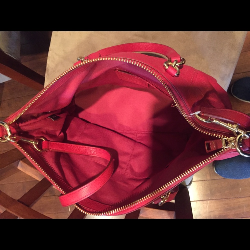 COACH purse - Picture 4 of 12